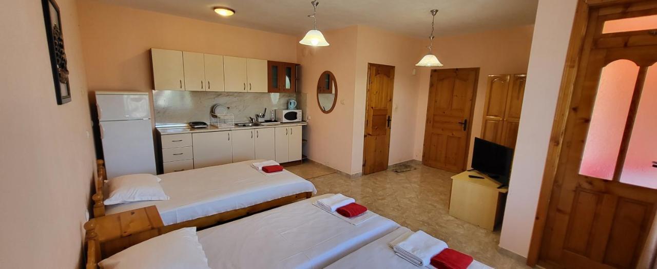 Amfora Guest House بايالا المظهر الخارجي الصورة